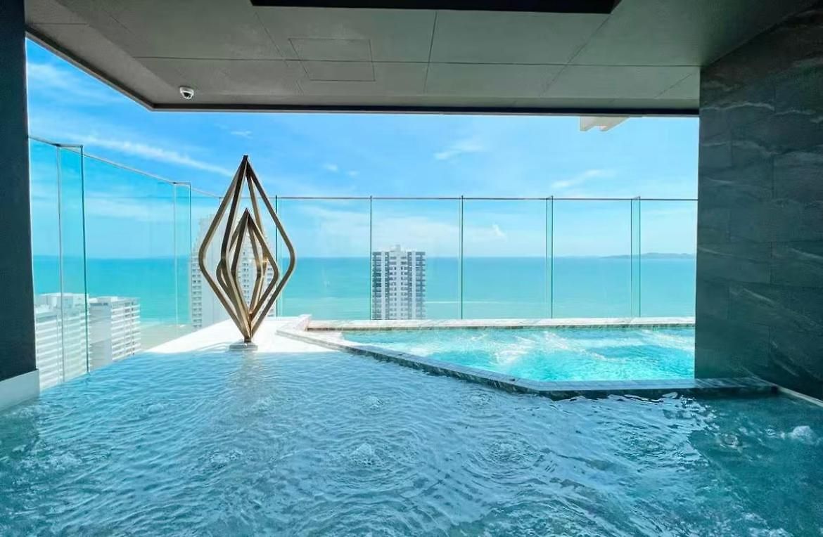 The Panora Pratamnak Luxury Sea View 1 Bdr Flat * Pattaya