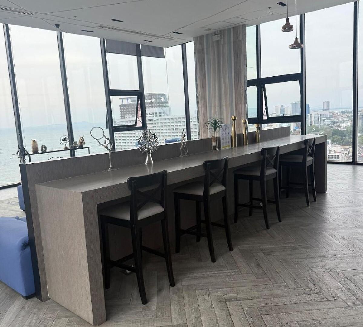 The Base * Pattaya