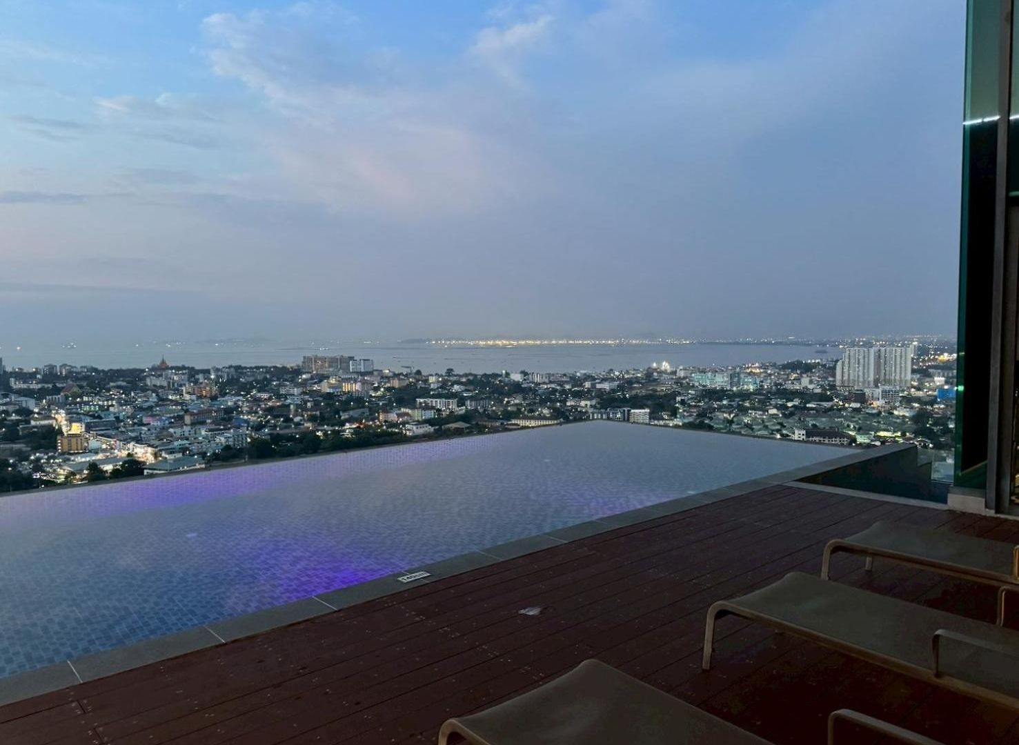 Posh Pattaya281 อพาร์ทเม้น Pattaya