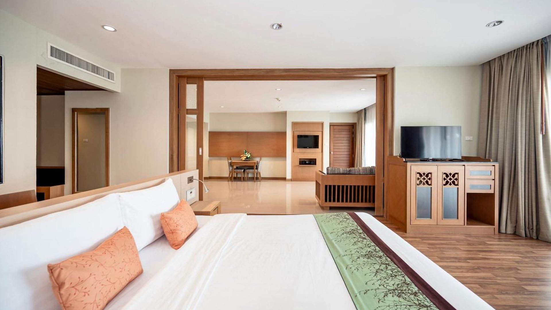 The Heritage Beachfront 4*