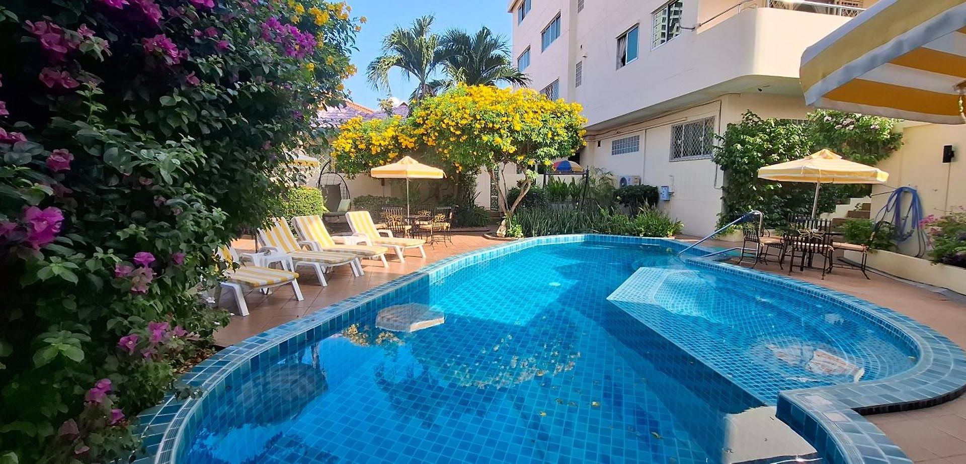 โรงแรม Butterfly Garden Boutique By Luxury View Ex Lg Apts And Villas, A Lifestyle Destination 1 To 3 Bedroom Units 110 To 190 Sqmtr, 2 Full Bathrooms, Rain Shower, Complete Kitchen, Free Fast Fiber Wifi, 55