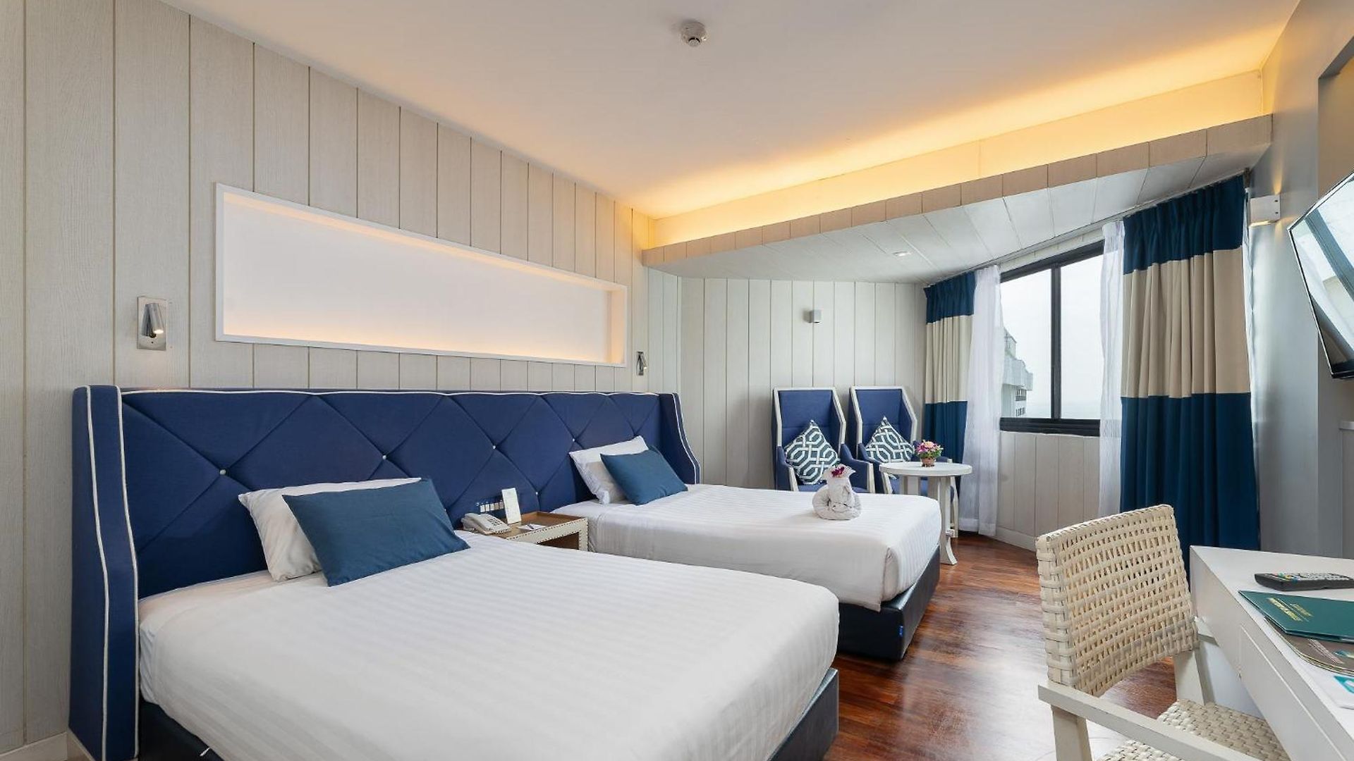 Jomtien Palm & - Family-friendly 5* Pattaya