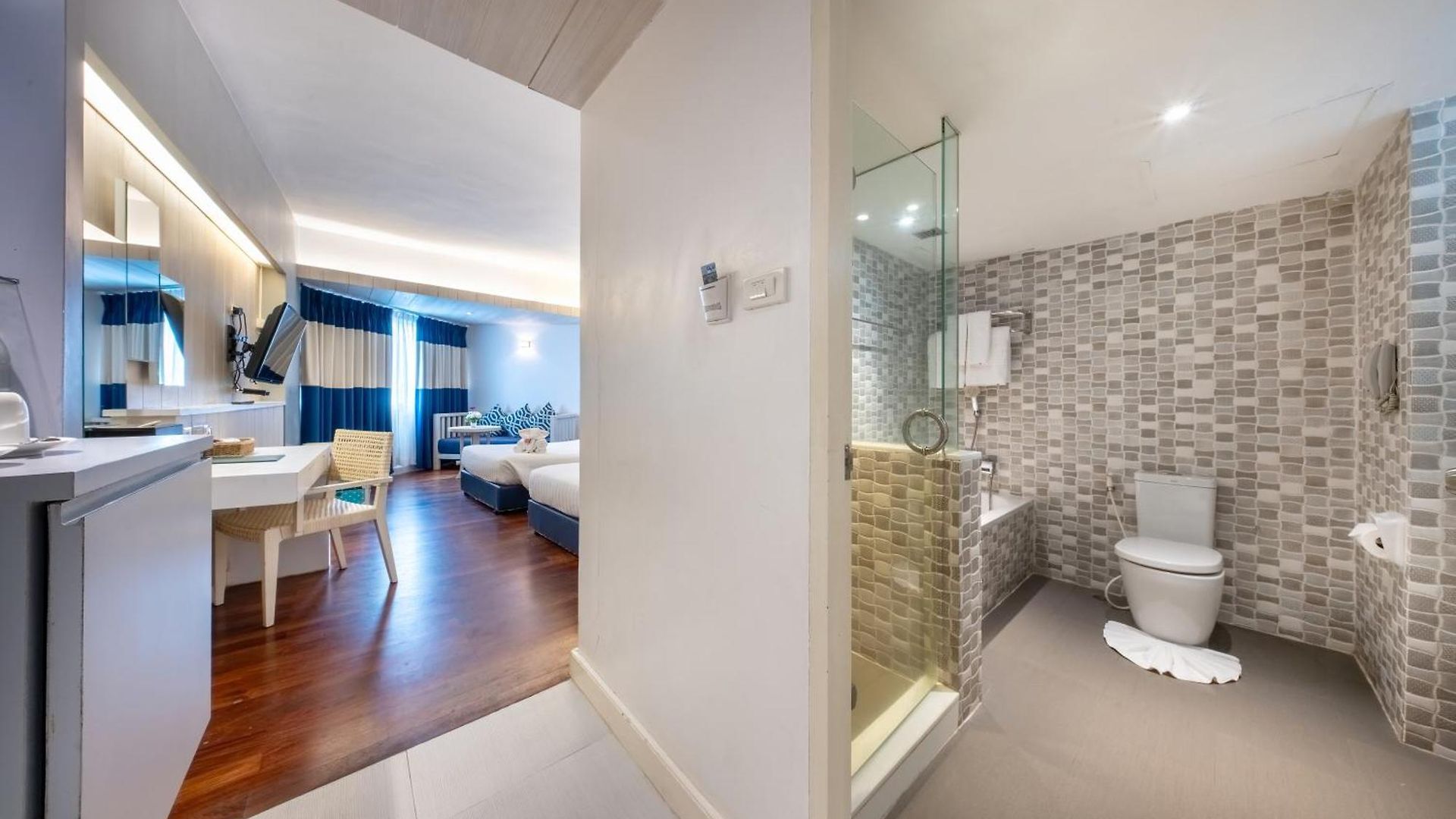 Jomtien Palm & - Family-friendly โรงแรม 5*