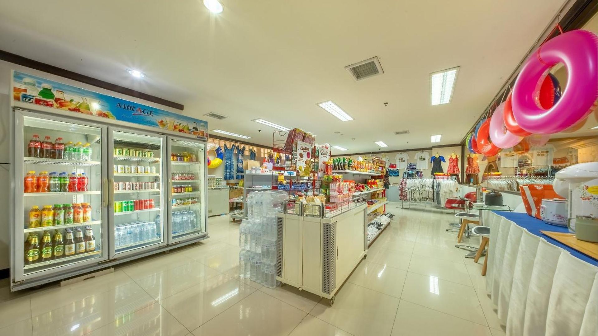 Jomtien Palm & - Family-friendly โรงแรม Pattaya
