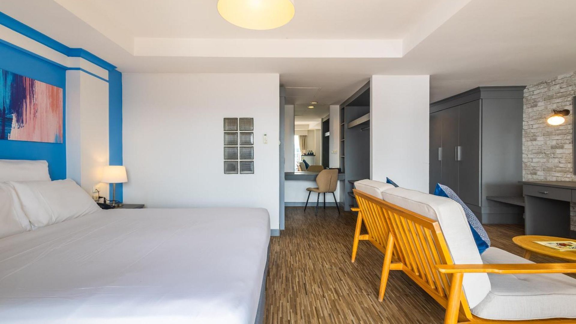 Journeyhub 4* Pattaya