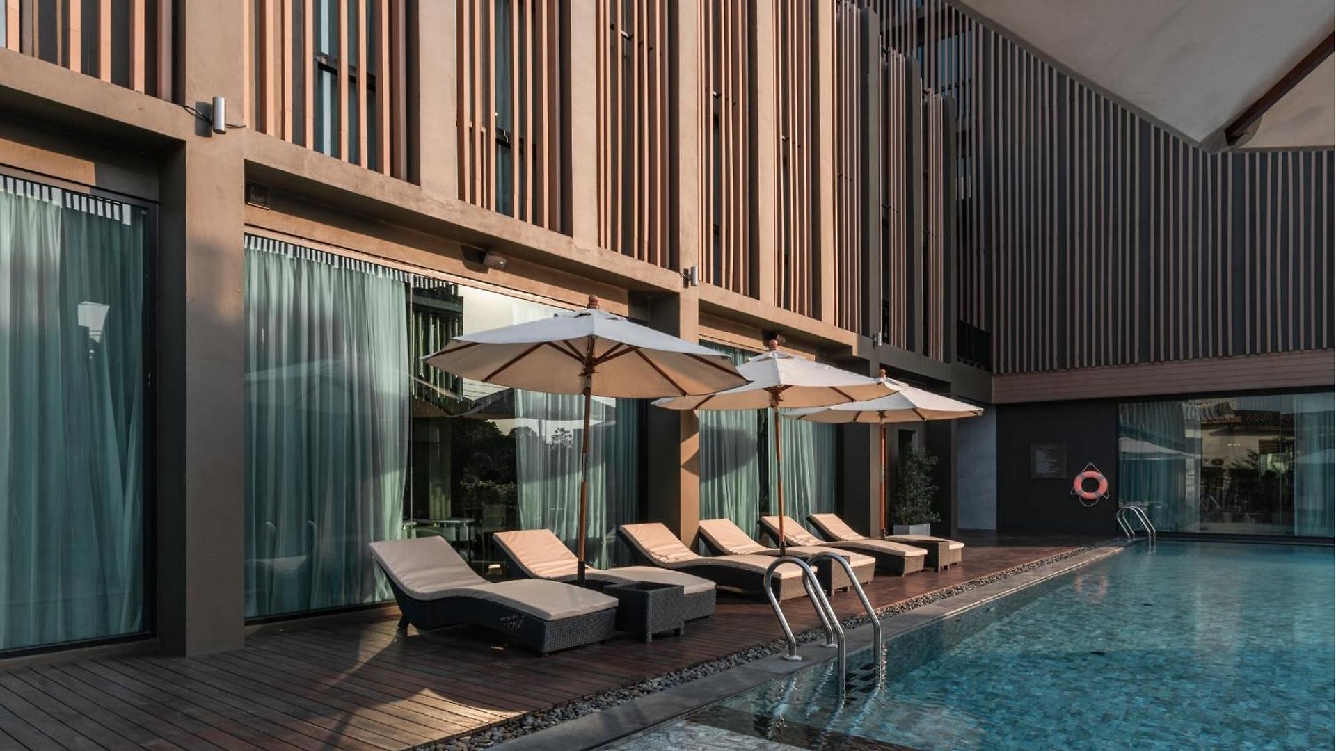 Hotel Mandarin Eastville, - Sha Extra
