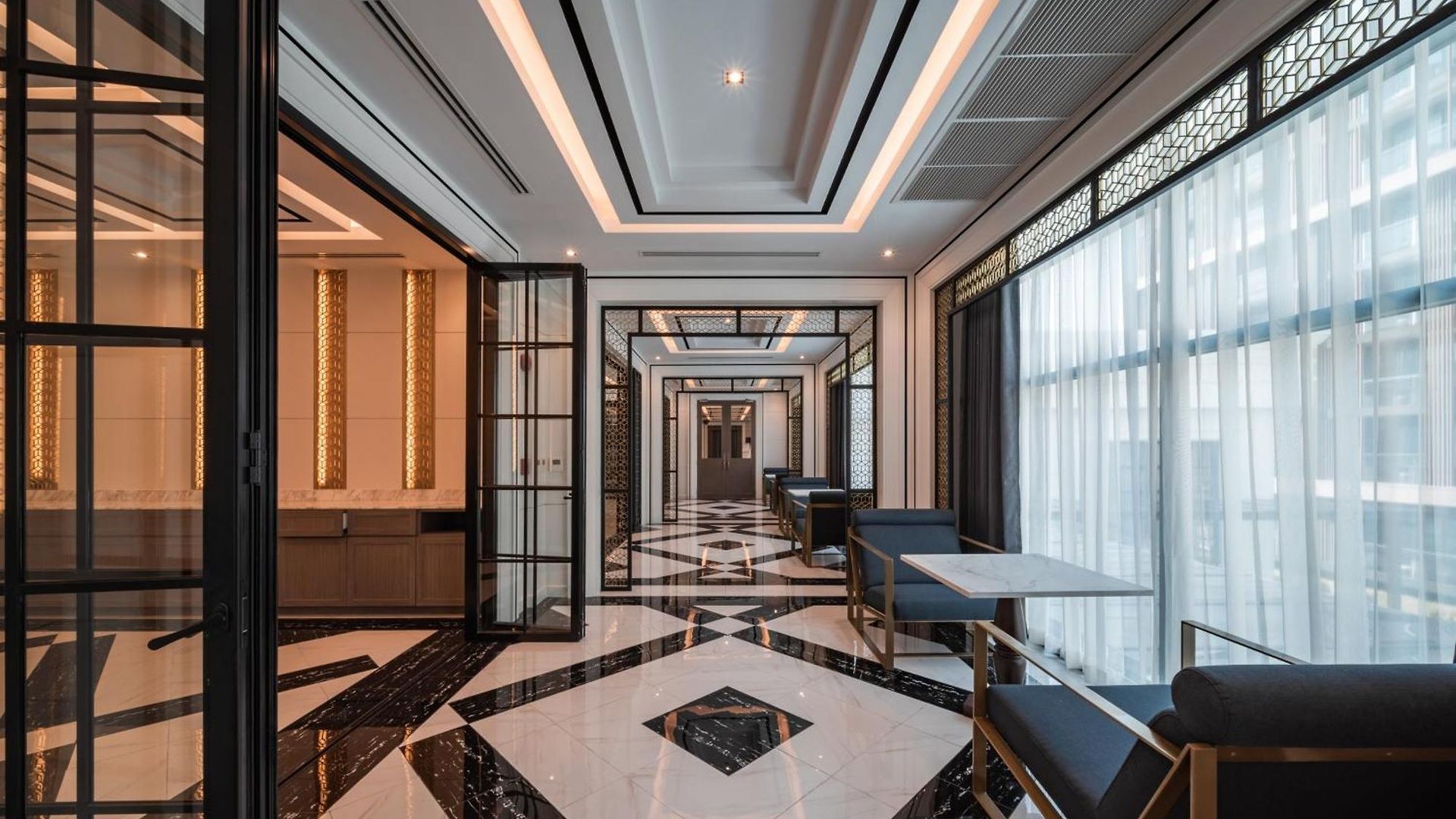 Mandarin Eastville, - Sha Extra