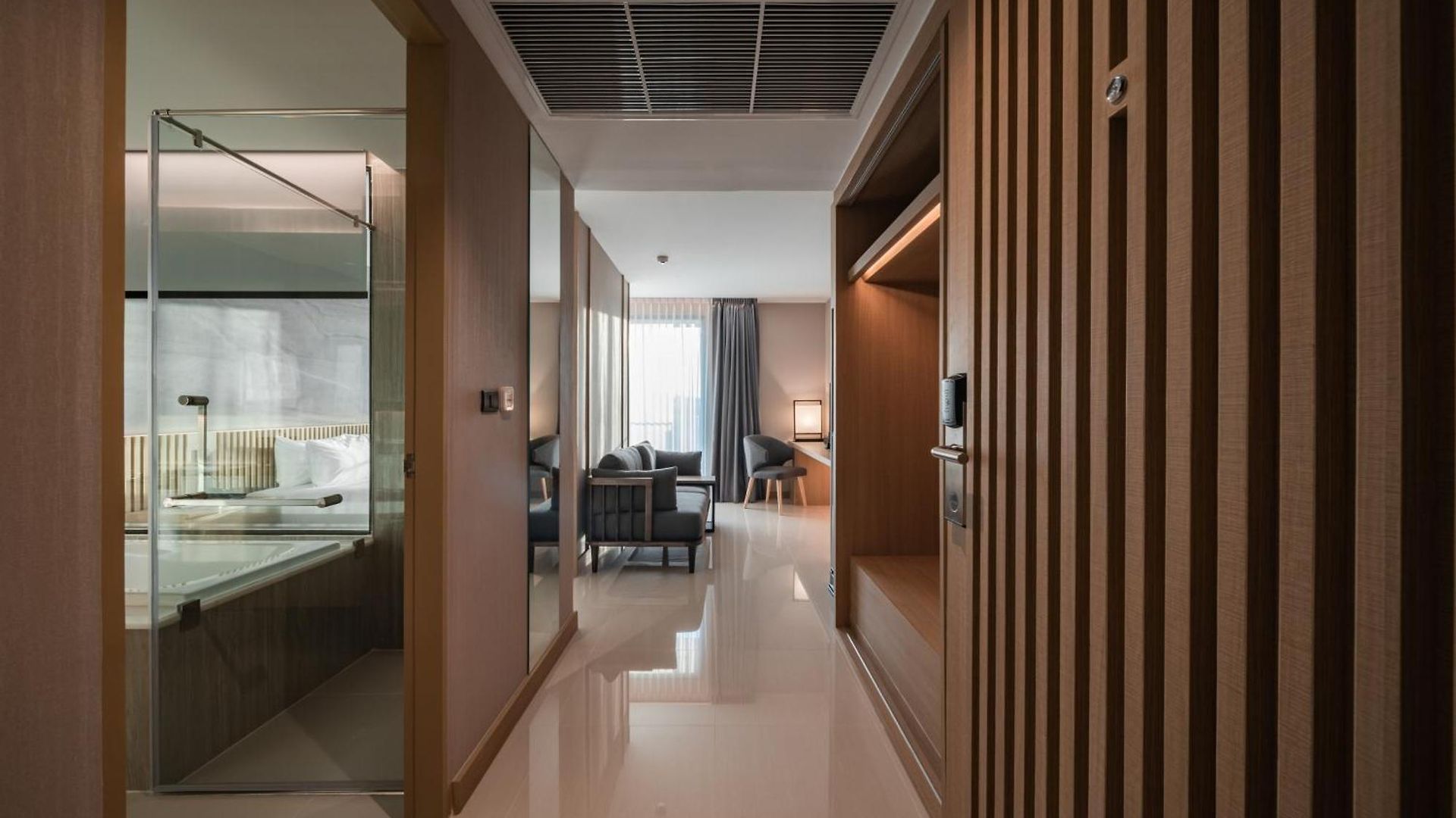 Hotel Mandarin Eastville, - Sha Extra Pattaya