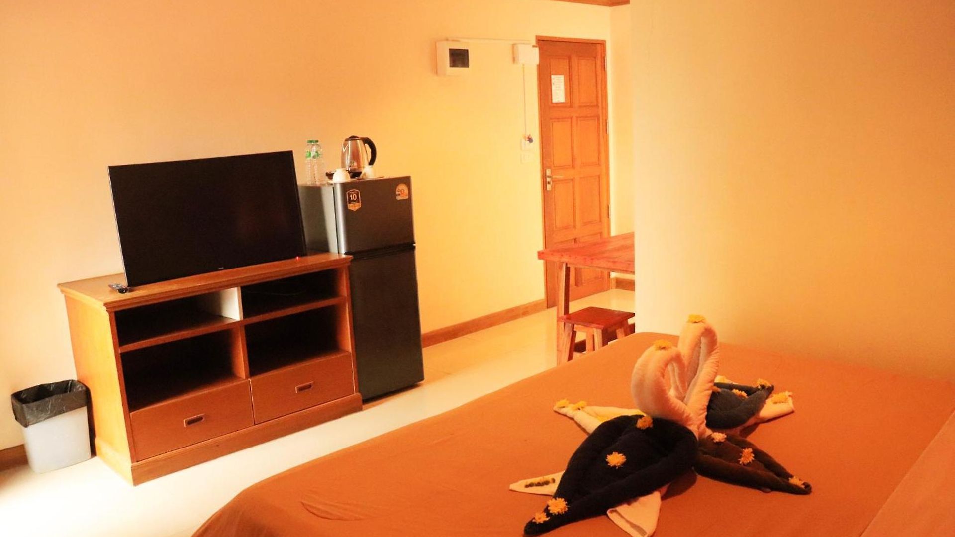 Rouge Service Apartments, Soi Buakhao โรงแรม
