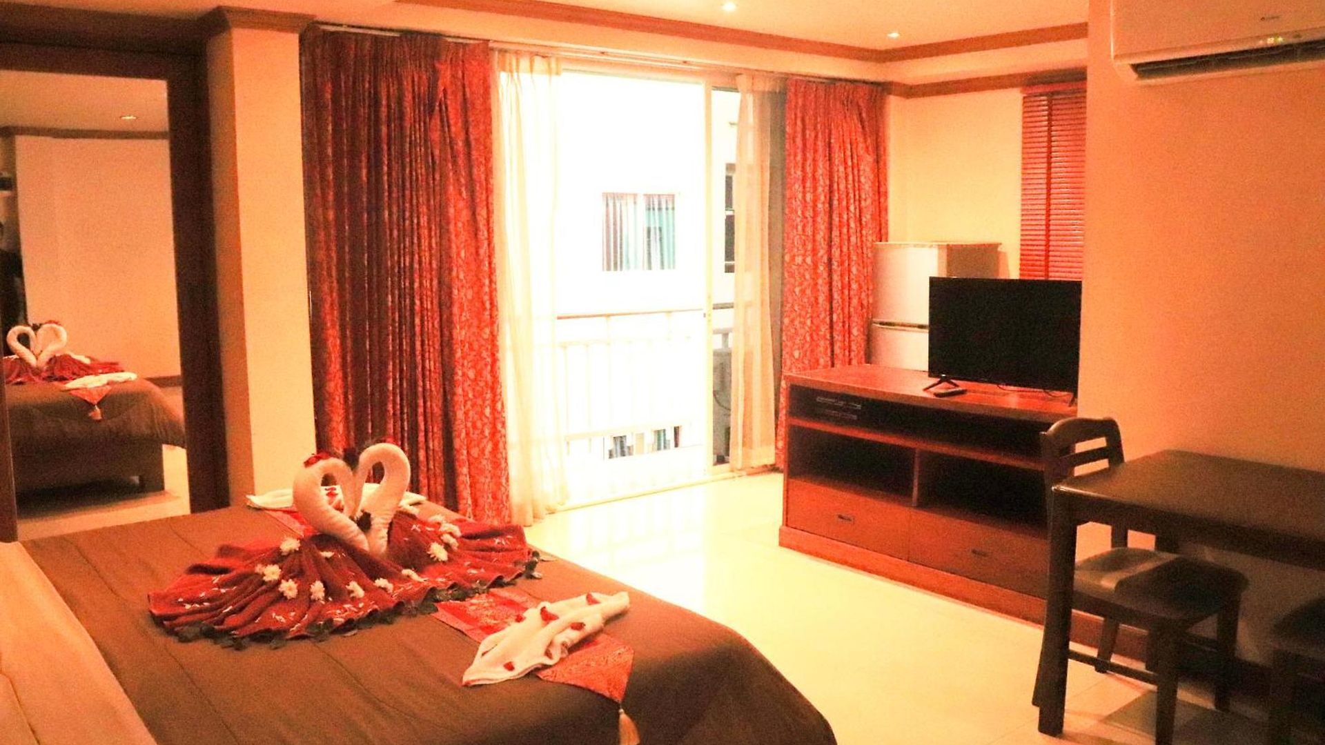 Rouge Service Apartments, Soi Buakhao โรงแรม Pattaya