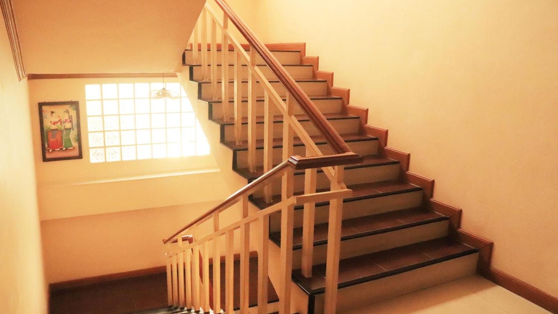 Rouge Service Apartments, Soi Buakhao โรงแรม 3*