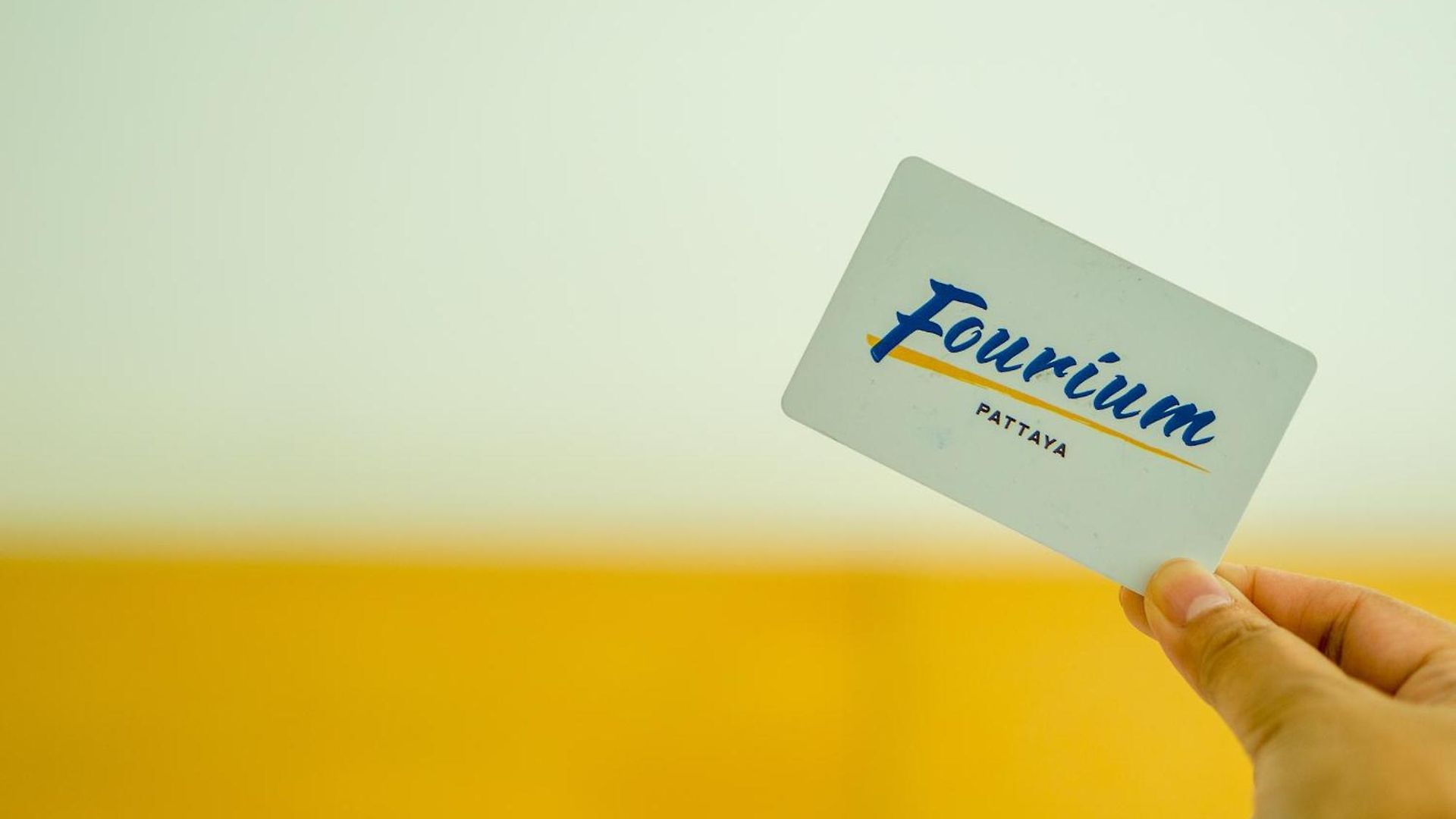 โรงแรม Fourium And Serviced 3*