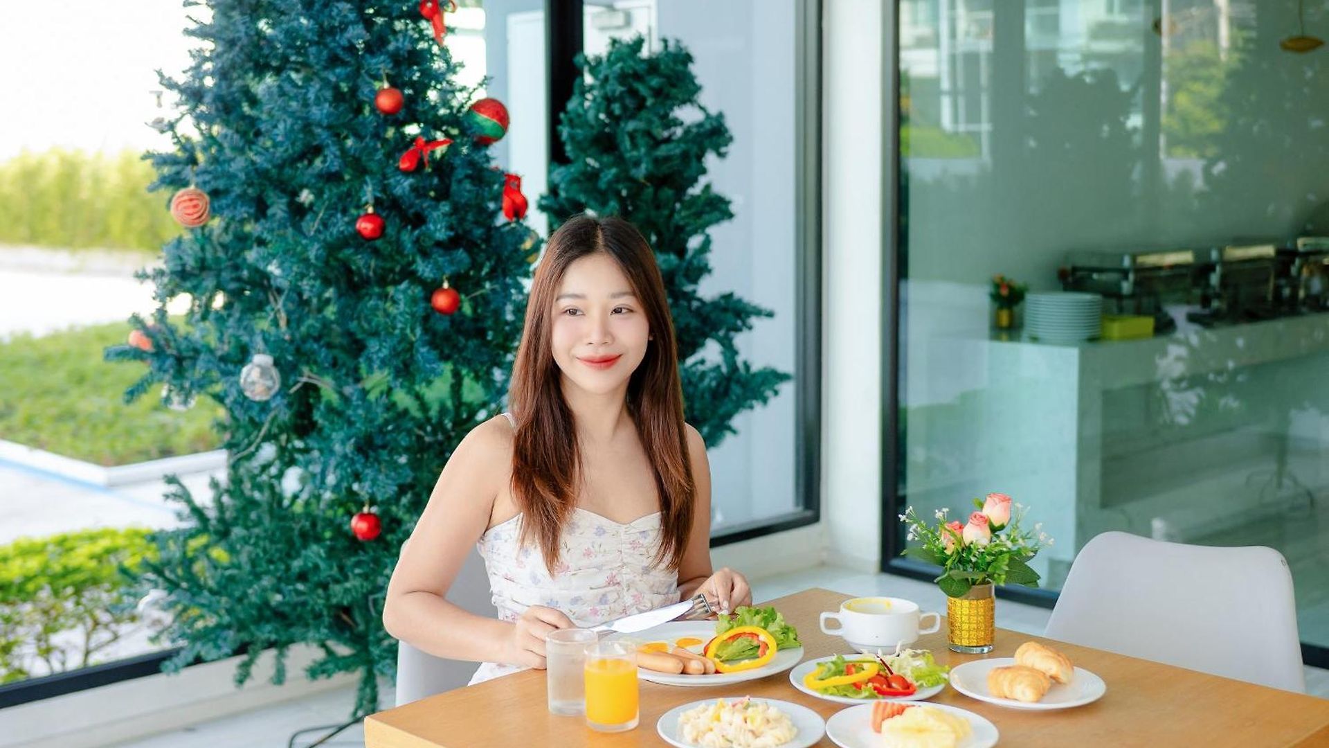 โรงแรม Fourium And Serviced 3*