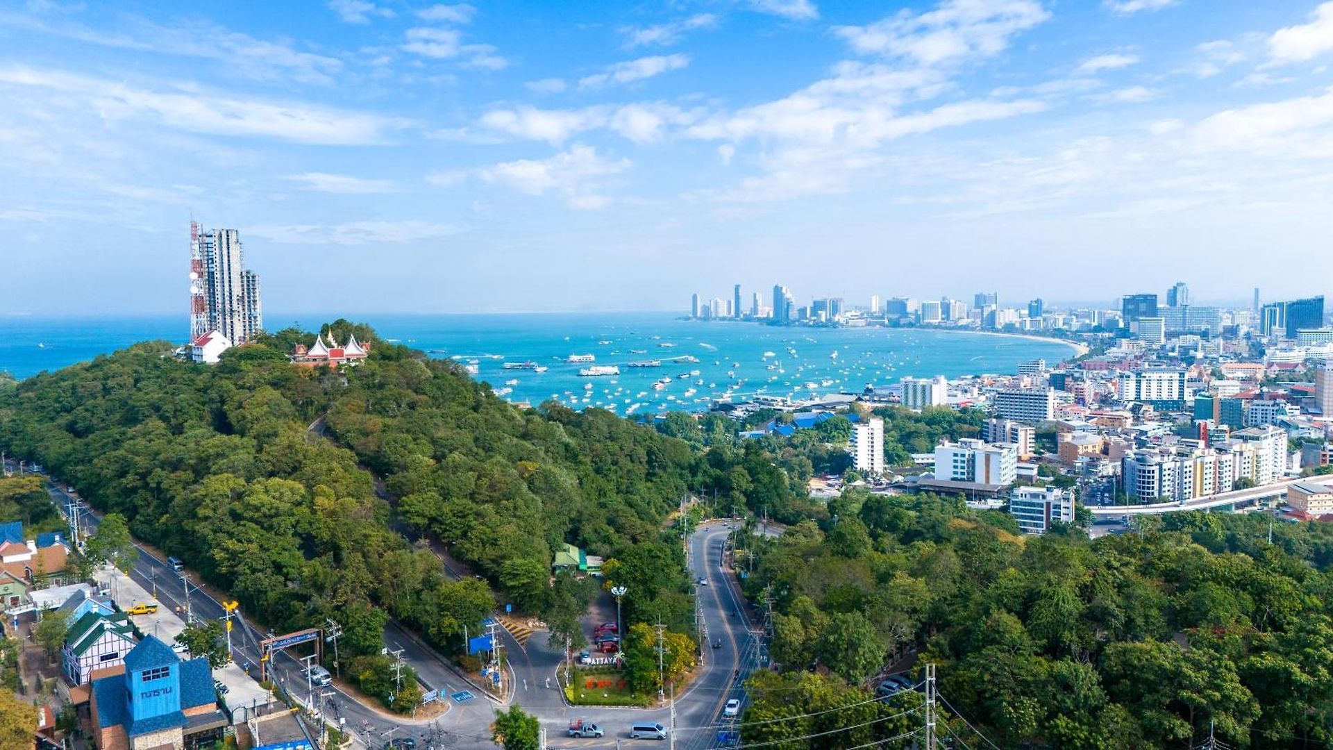 Fourium And Serviced Pattaya