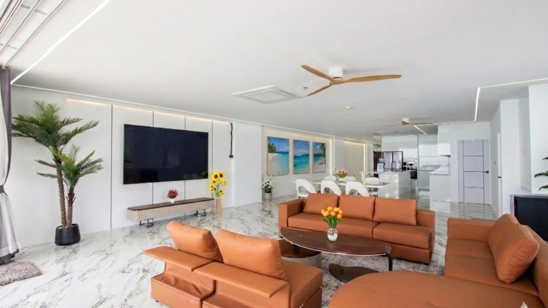 View Talay 7 - Luxury Beachfront & Panoramic Sea View Apartment Pattaya
