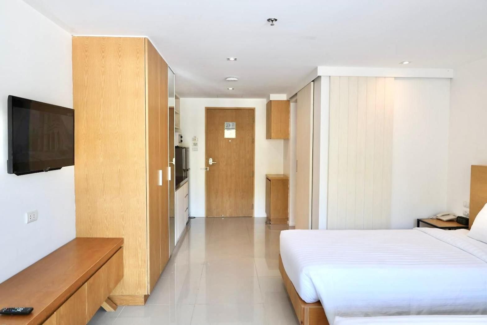 Fourium And Serviced โรงแรม 3*