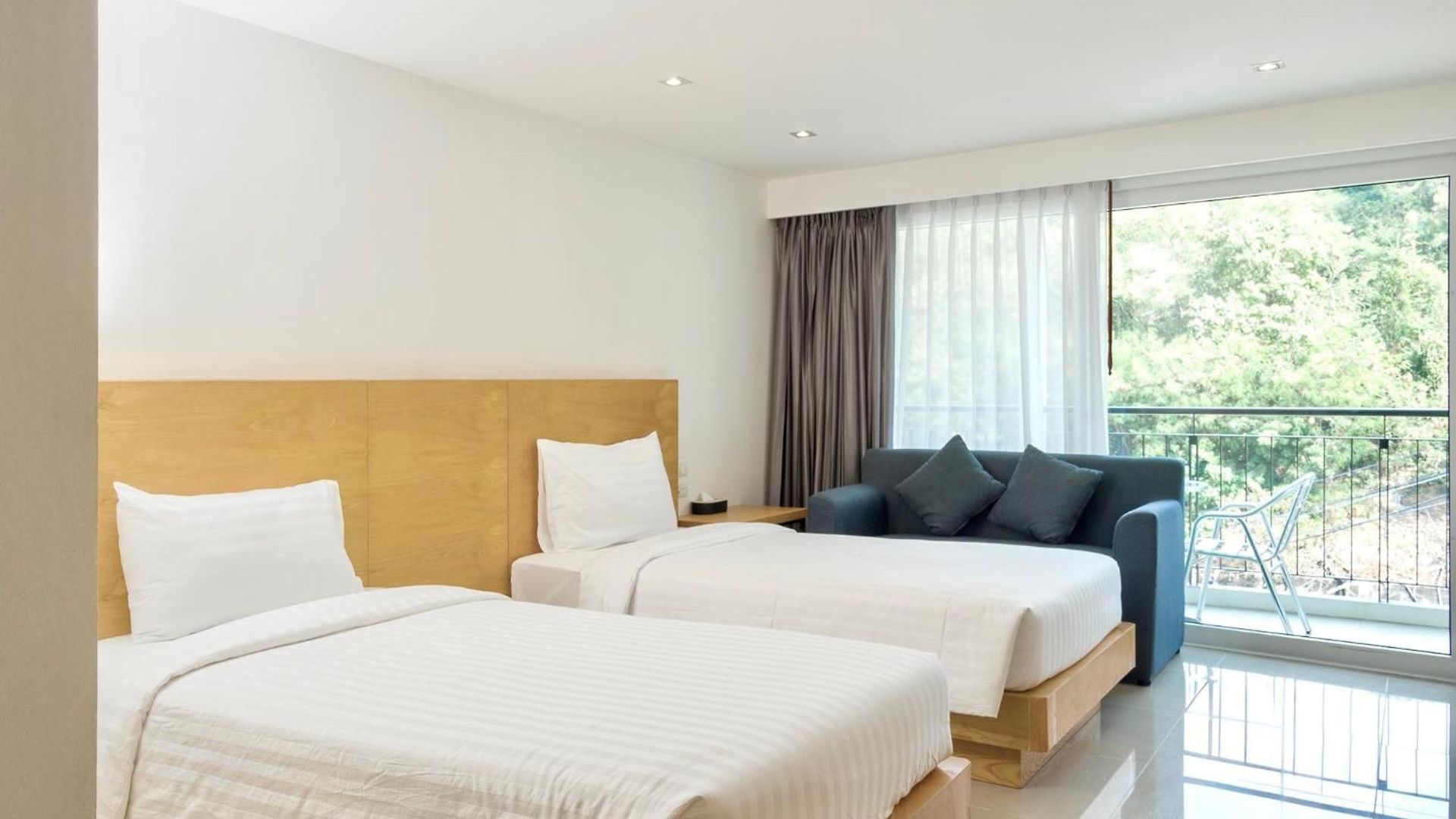 Fourium And Serviced โรงแรม 3*