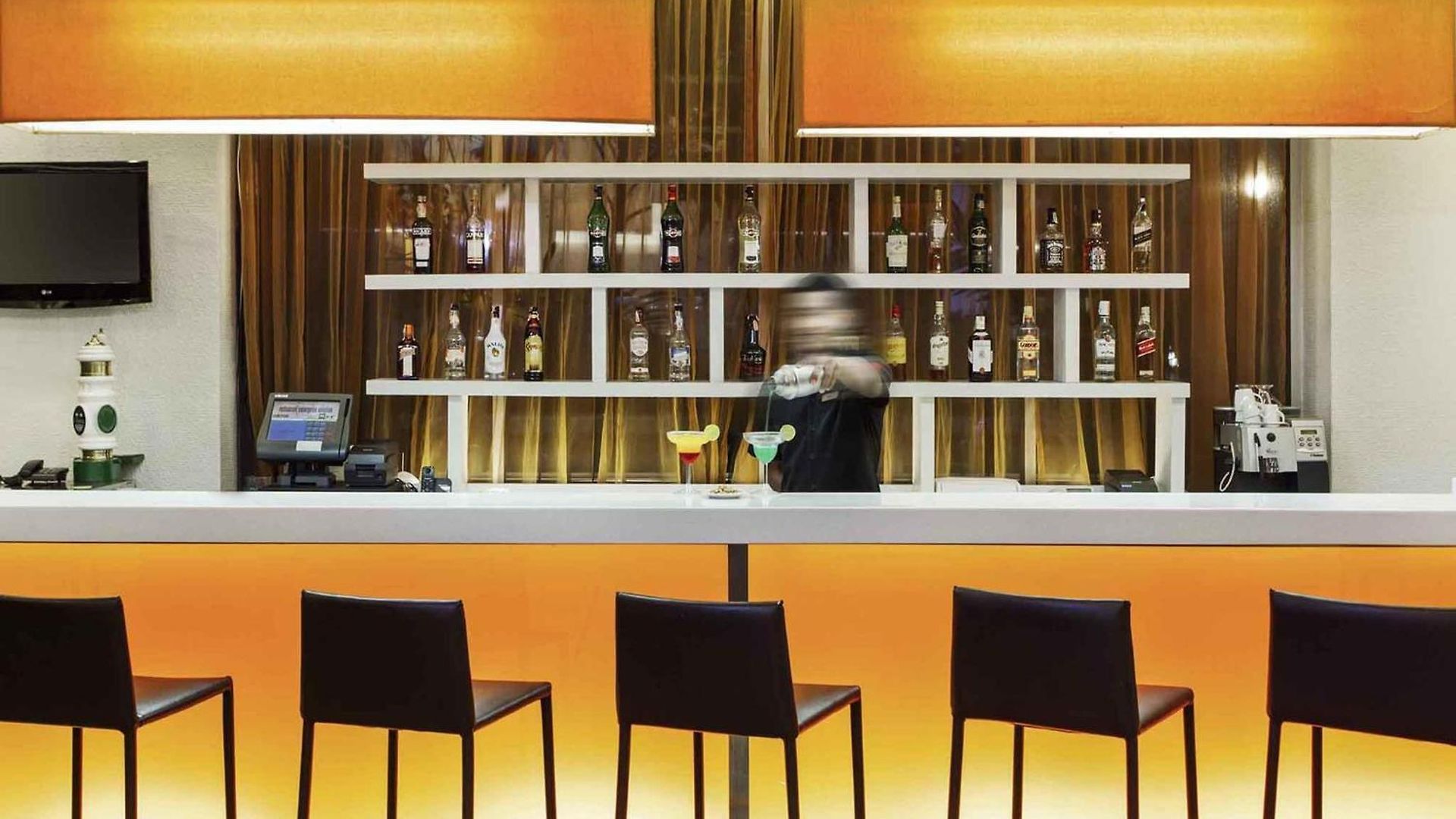 Ibis 3*