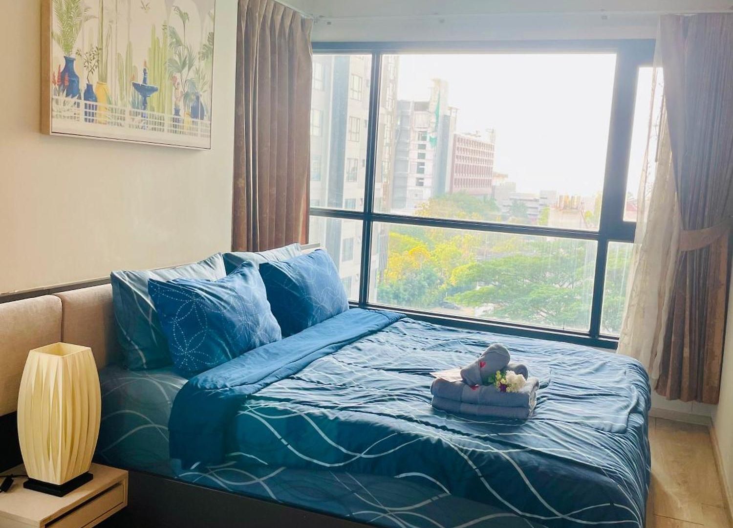 อพาร์ทเม้น The Base 2 Bed 2 Bath By Pupu *