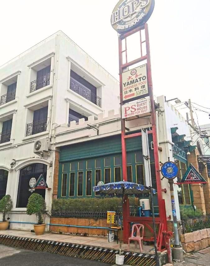 The One โรงแรม