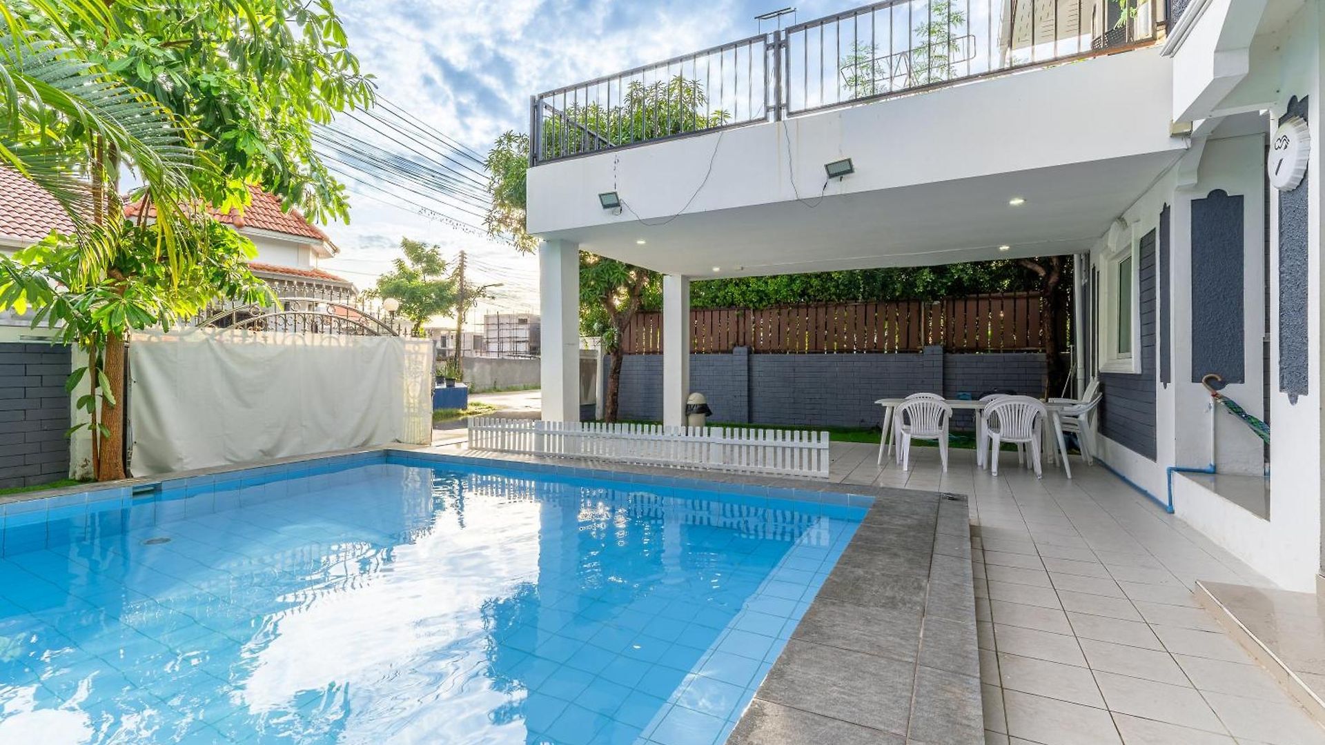 วิลล่า Luxury 5 Bedrooms Pool With Terrace
