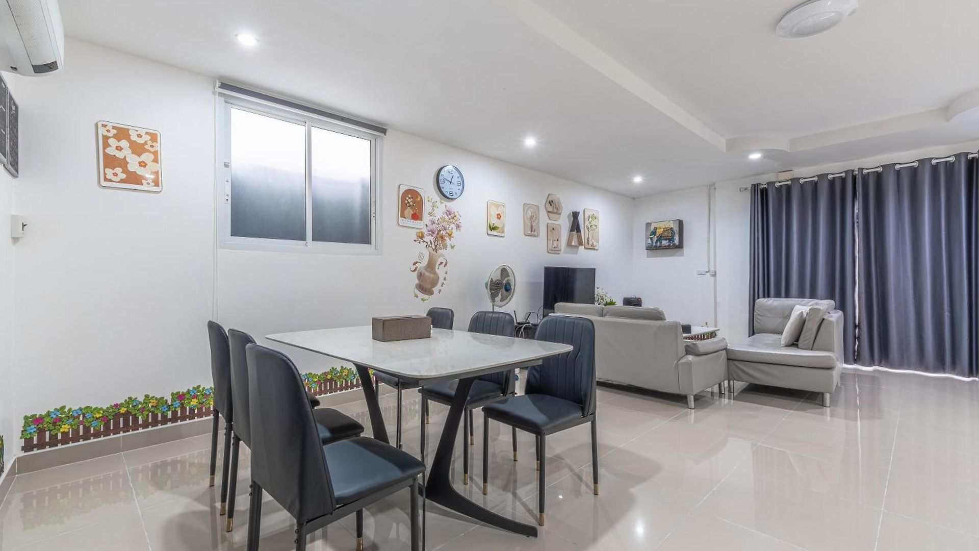 Luxury 5 Bedrooms Pool With Terrace วิลล่า Pattaya