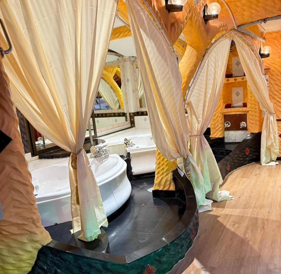 Penthouse Hotel