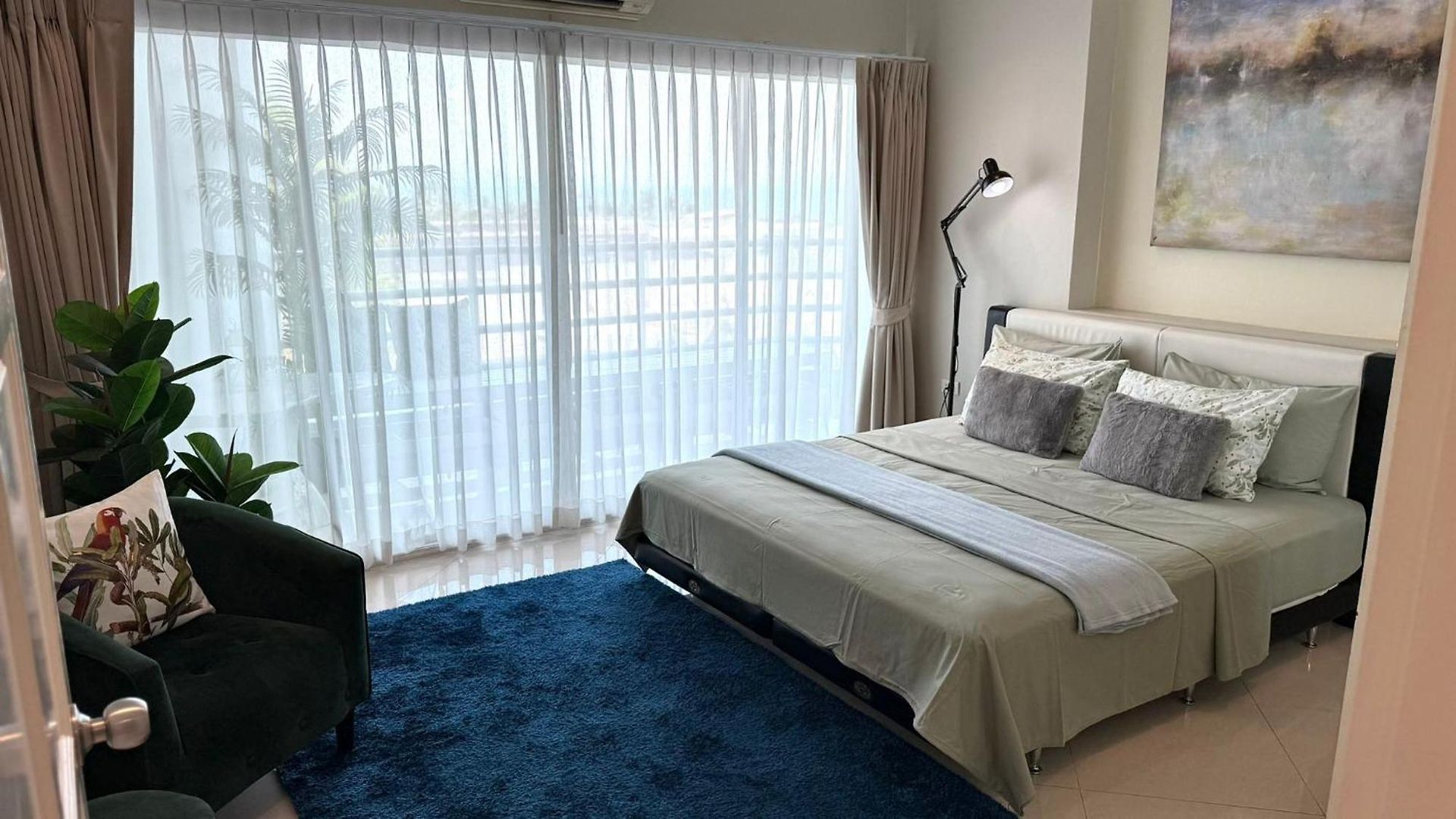 อพาร์ทเม้น View Talay 7 Seaview *