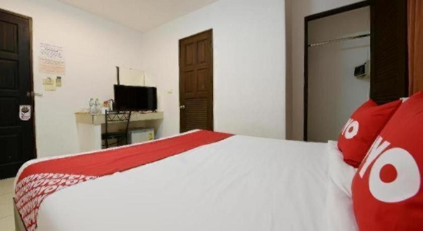 โรงแรม Oyo 520 Cantina 2*