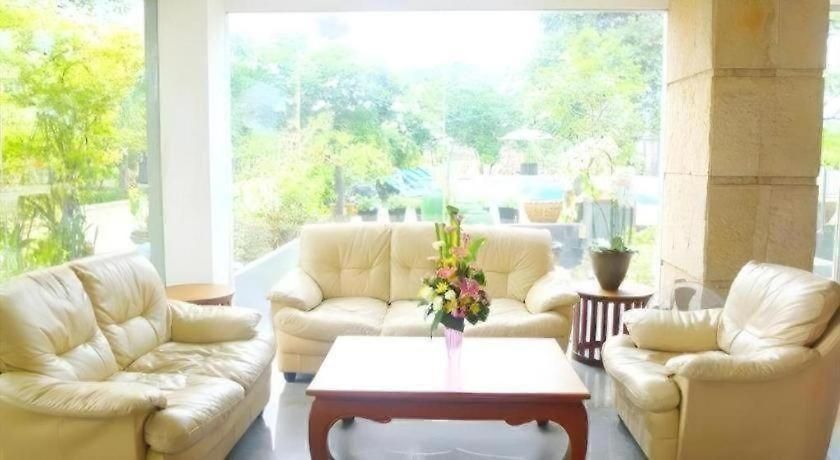 โรงแรม The Park 3*
