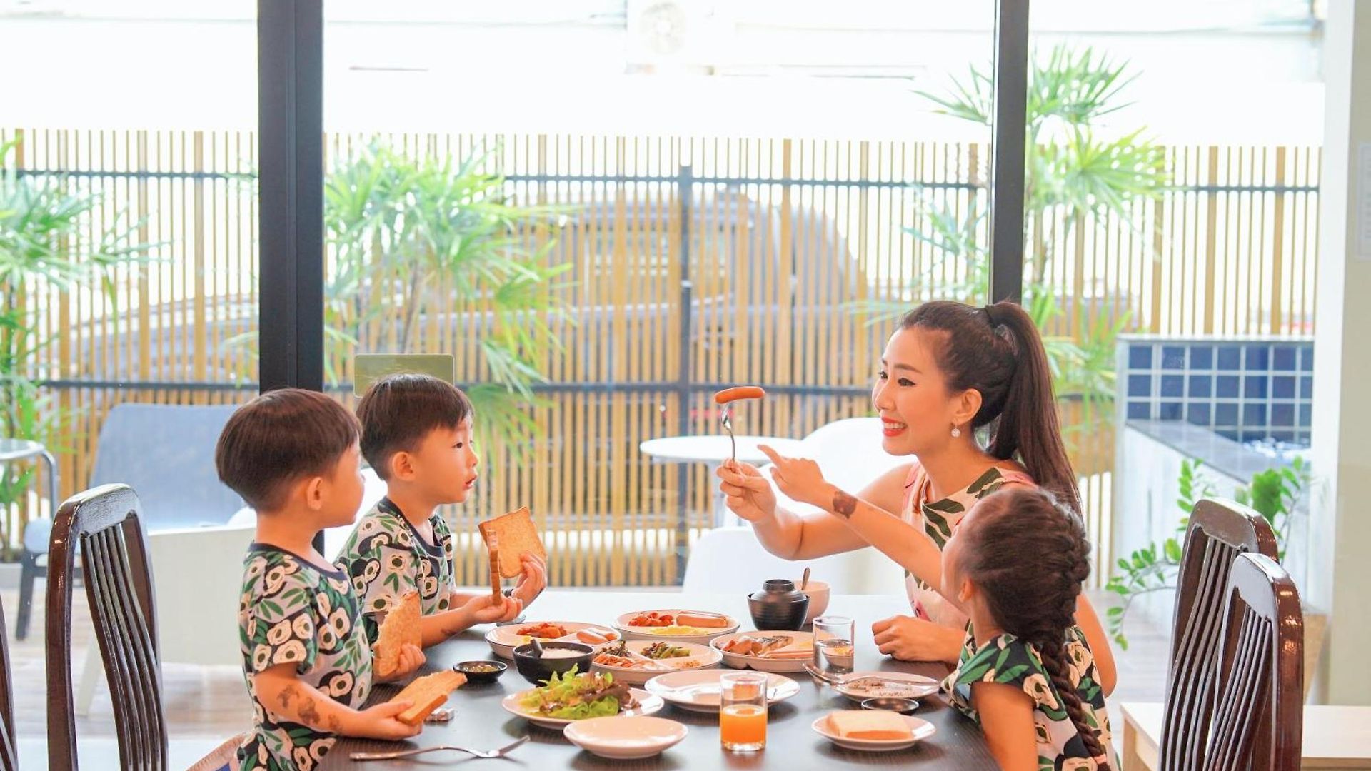 โรงแรม Kokotel North 3*