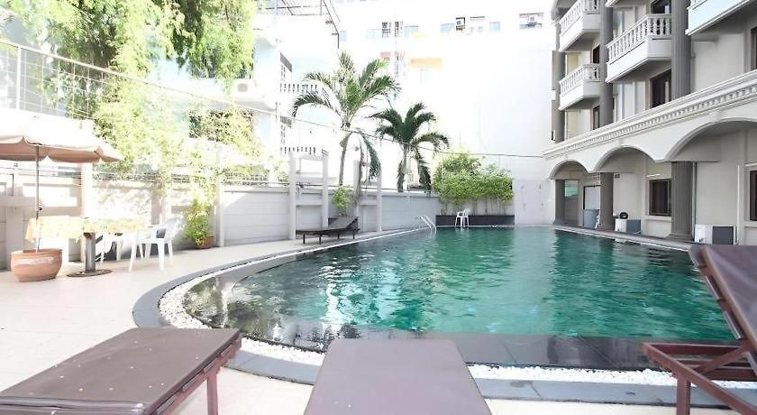 Honey โรงแรมพำนักรับรอง