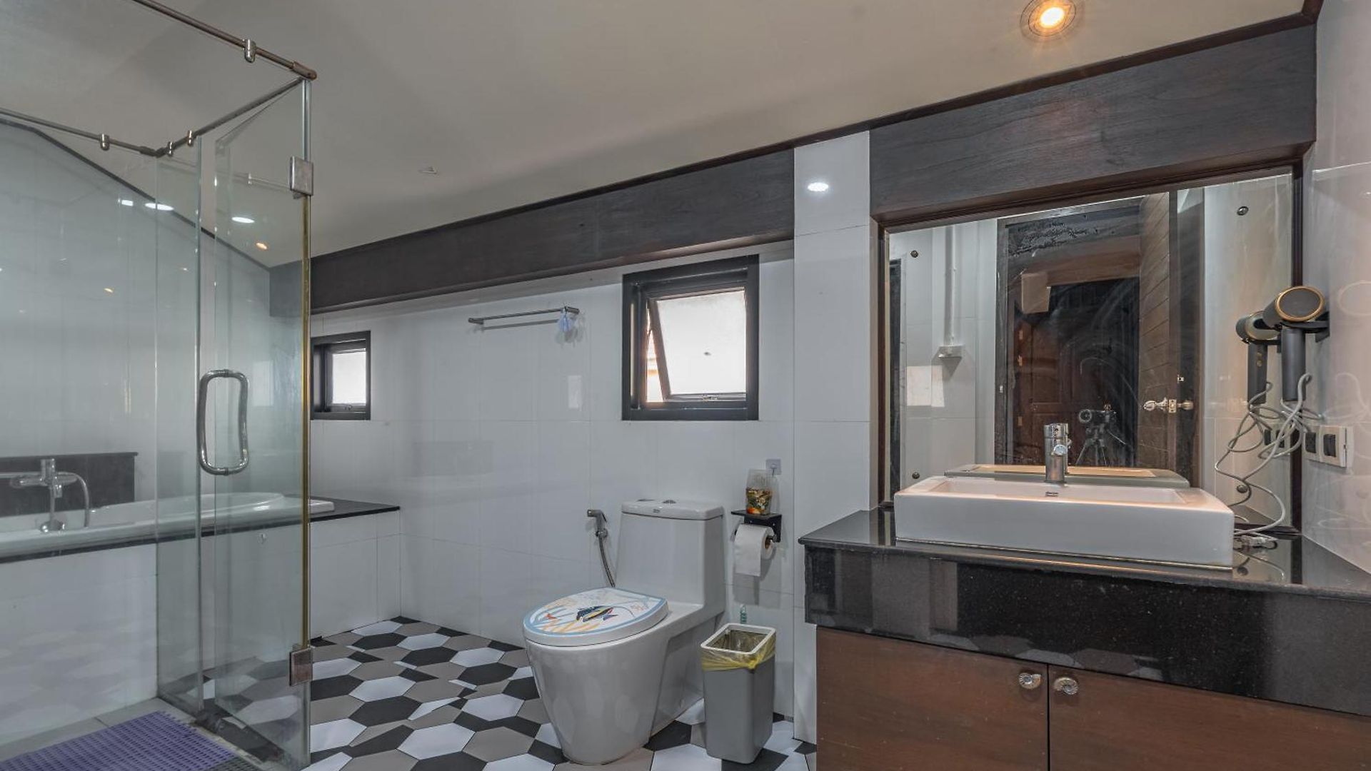 Thai Luxury 3bedroom Pool Near Hollywood * Pattaya