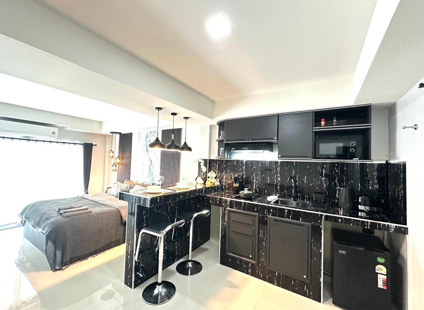 อพาร์ตโฮเทล Viraplace2# 4*