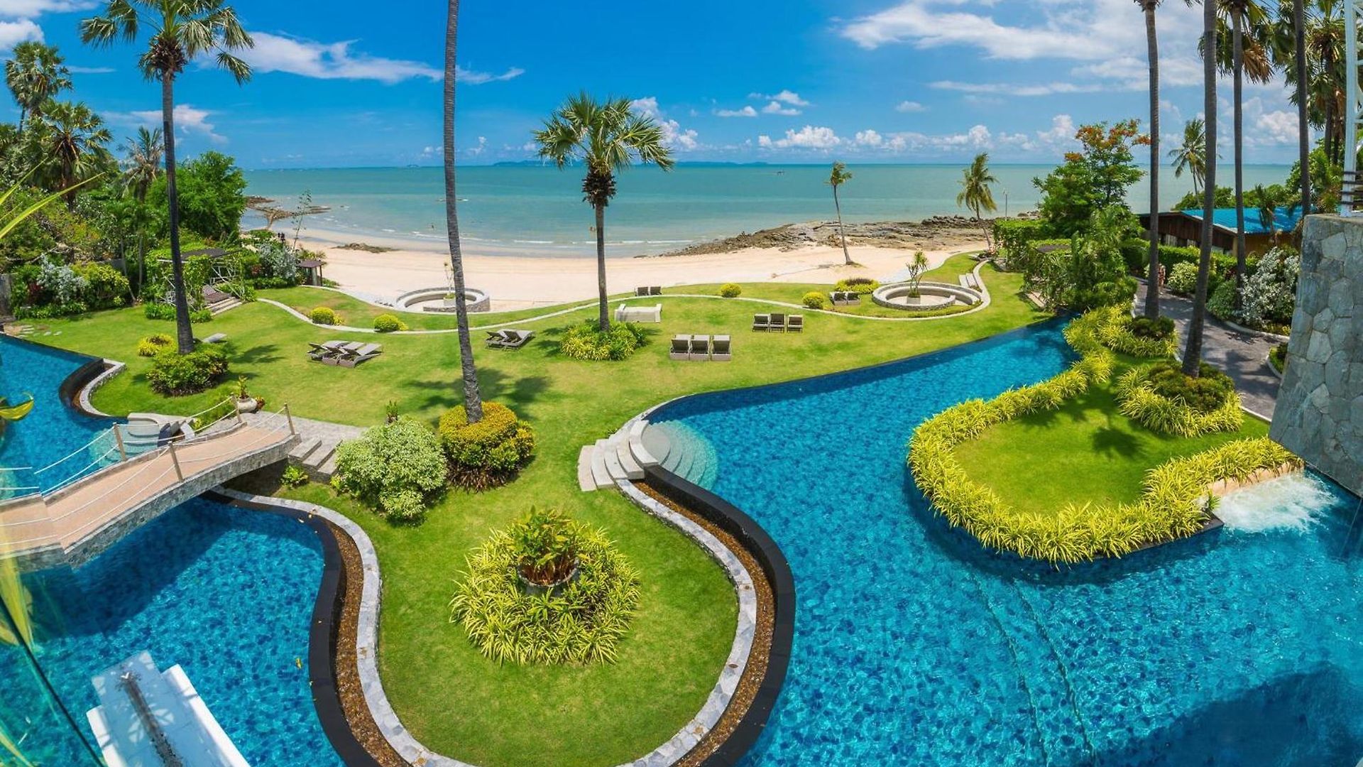 The Palm Wongamat X Monthstayz Thailand อพาร์ทเม้น *
