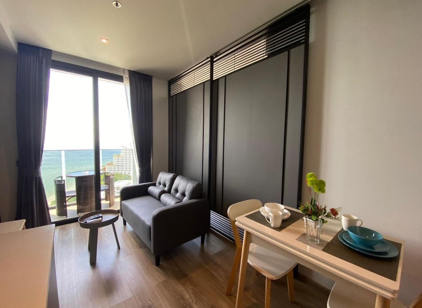 อพาร์ทเม้น Breath Taking View, Amazing Sea View Pattaya