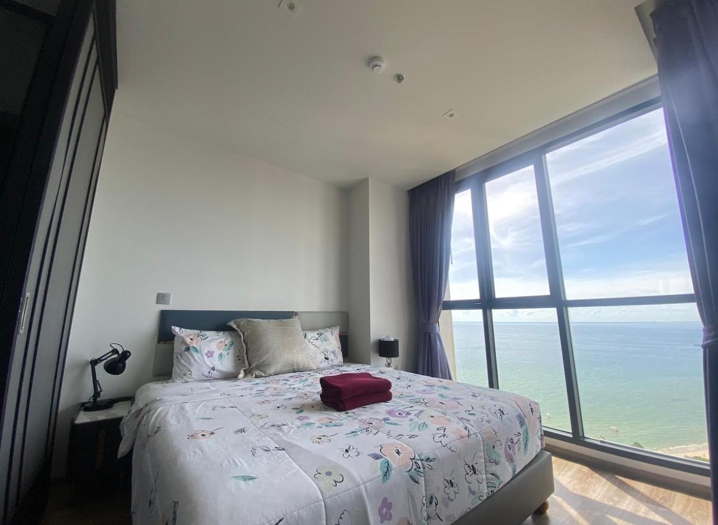 Breath Taking View, Amazing Sea View อพาร์ทเม้น Pattaya