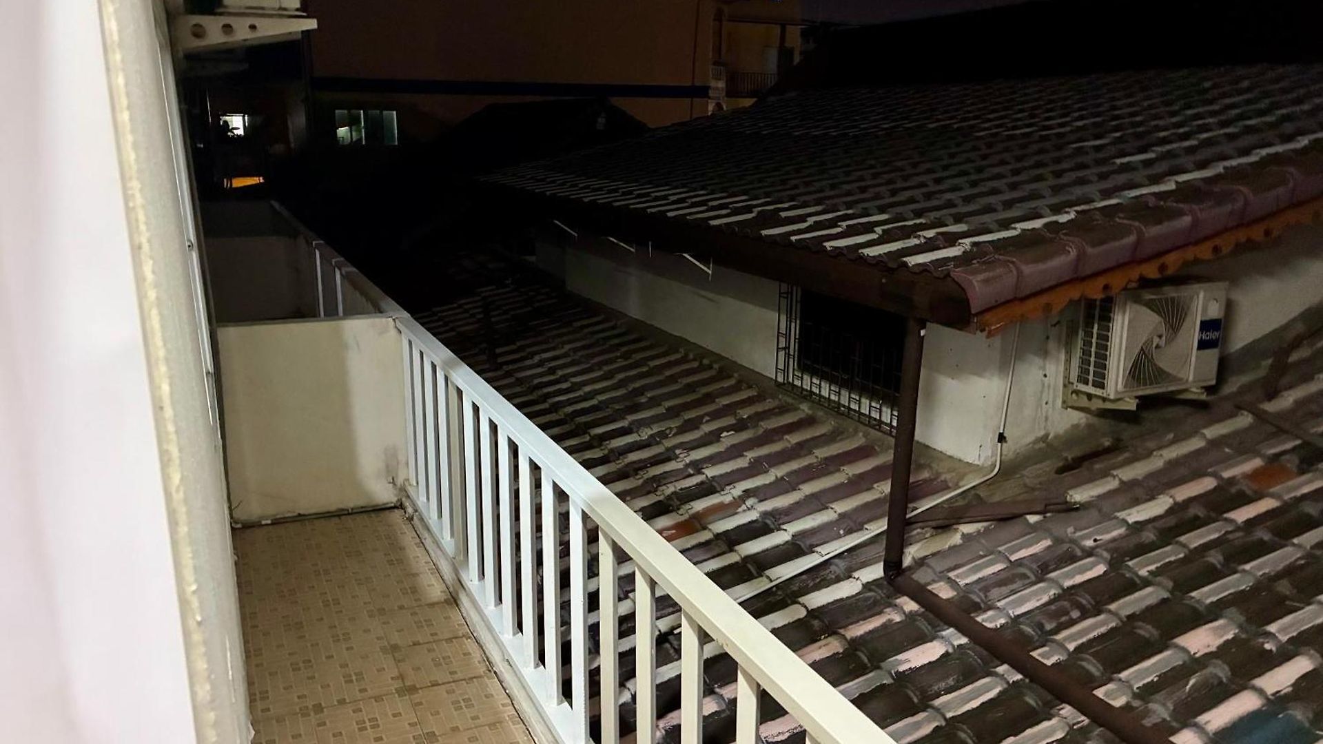Farang House
