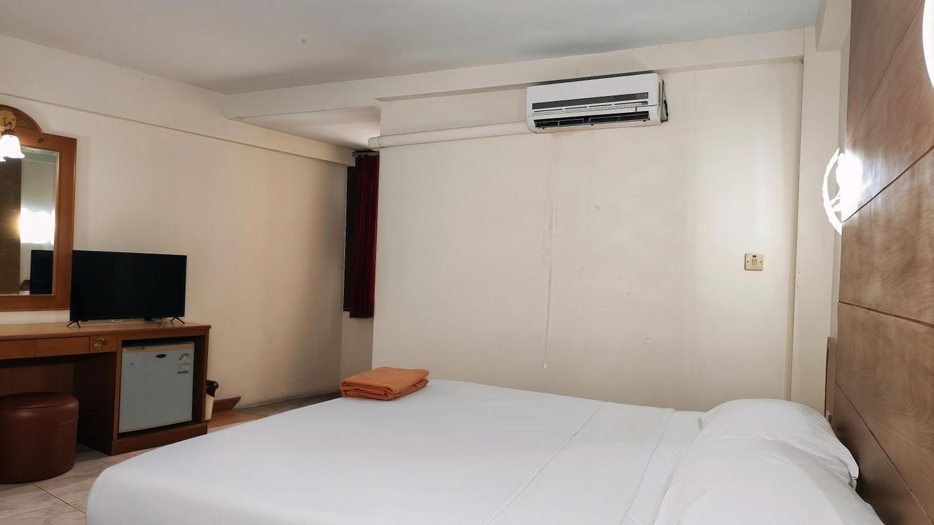 Dream Walking Street Hotel *