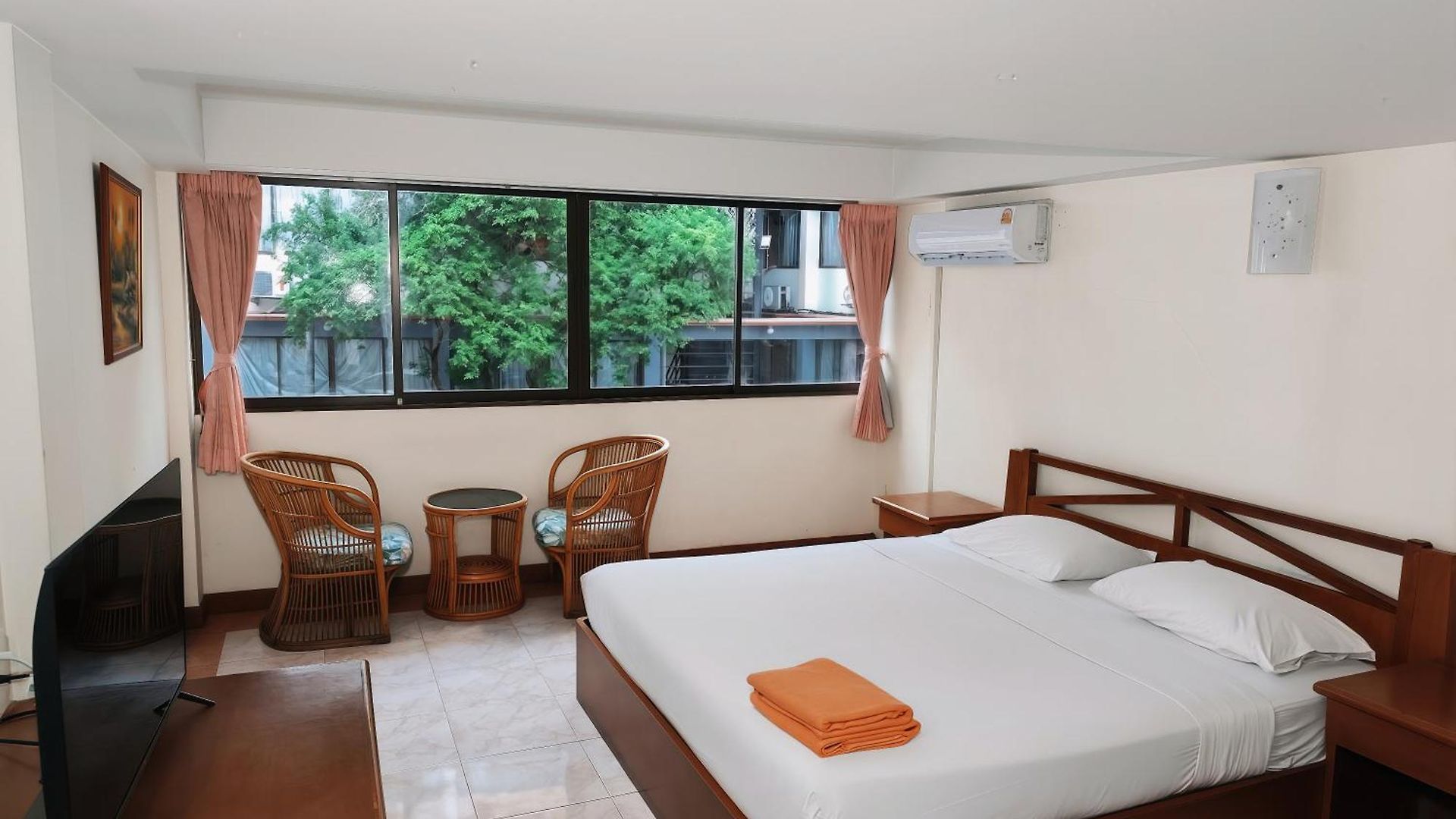 Dream Walking Street Hotel Pattaya