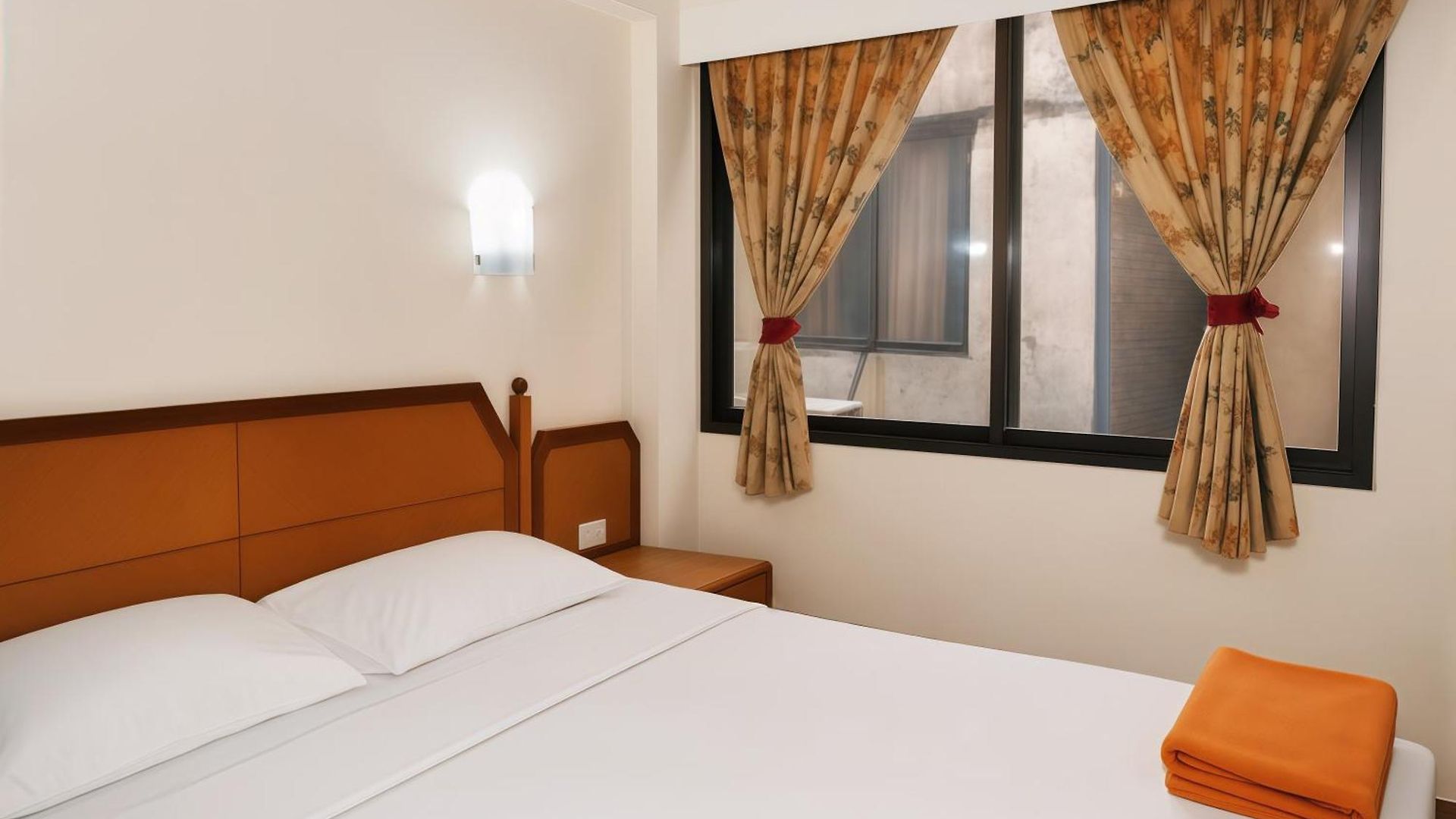 Hotel Dream Walking Street *