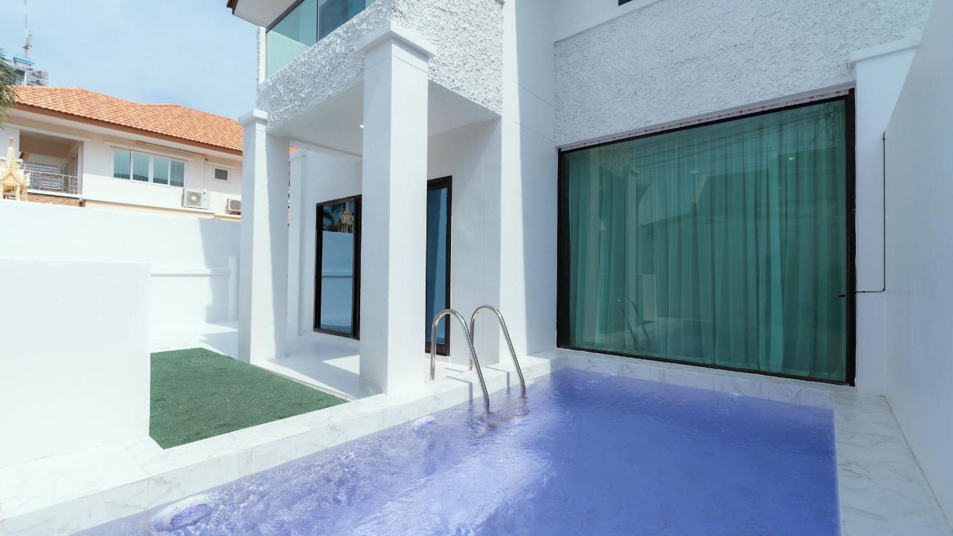 49spvilla 近步行街中天海滩别墅 วิลล่า Pattaya