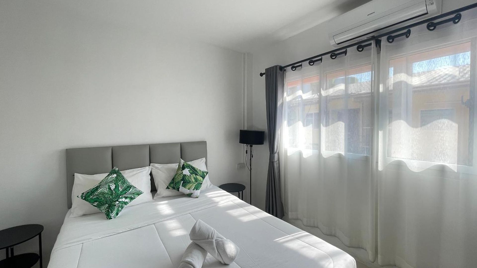 โรงแรม Royal Bj 2*