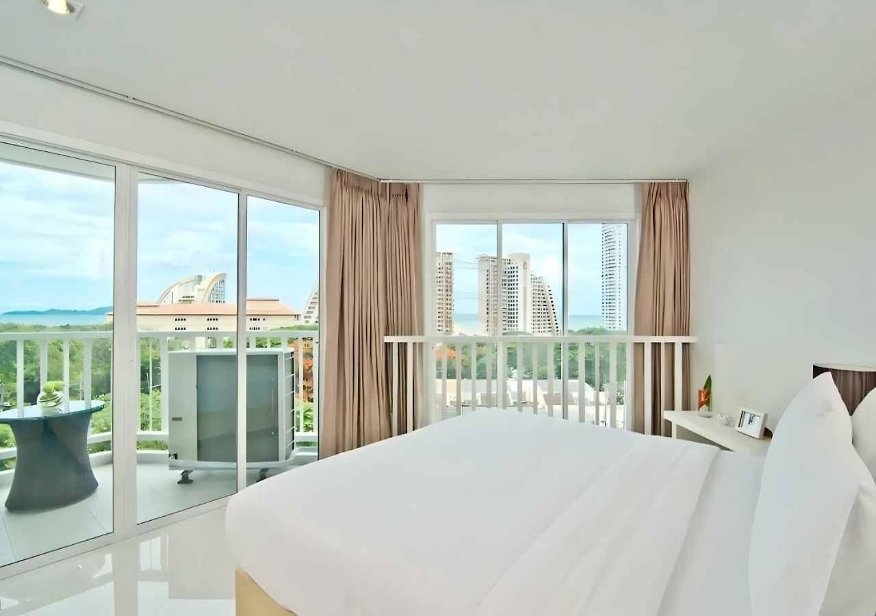 Holi Pty โรงแรม 3*
