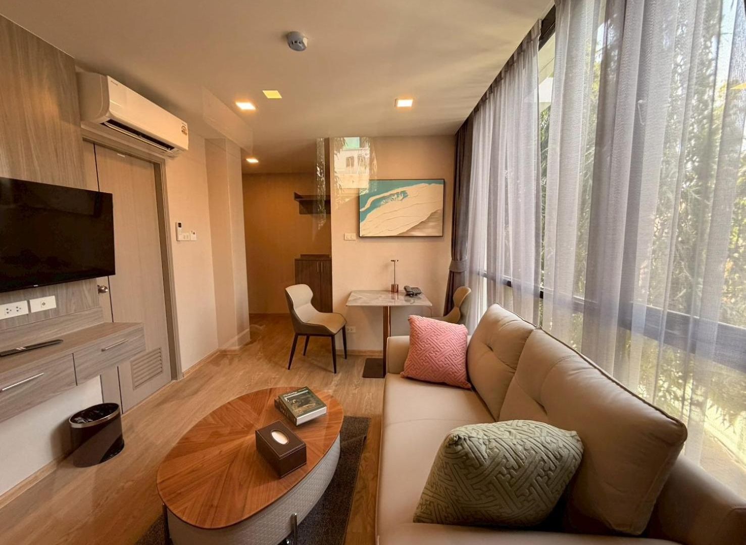 โรงแรม The Iconic 3*