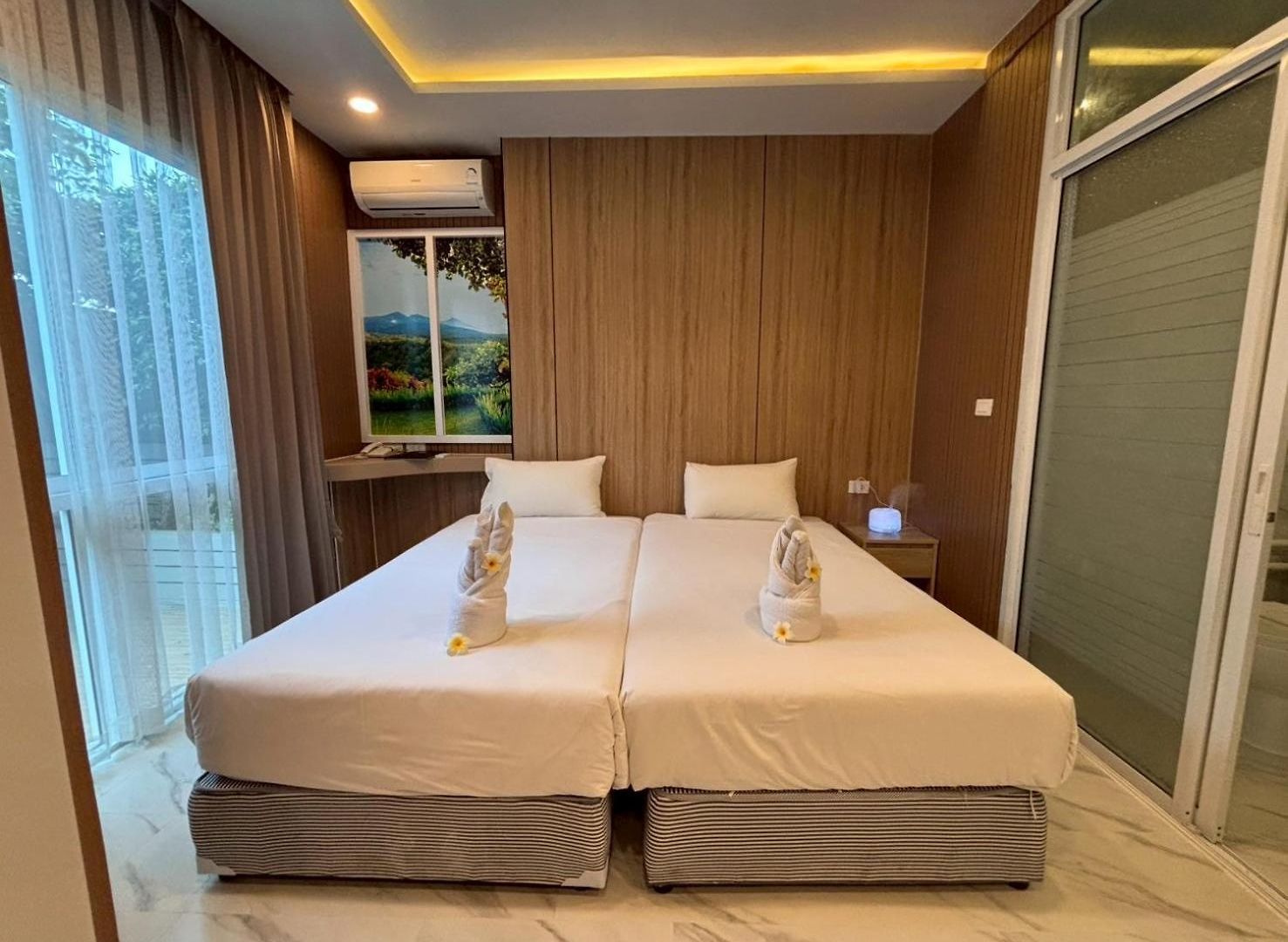 Deco Harmony 1 โรงแรม