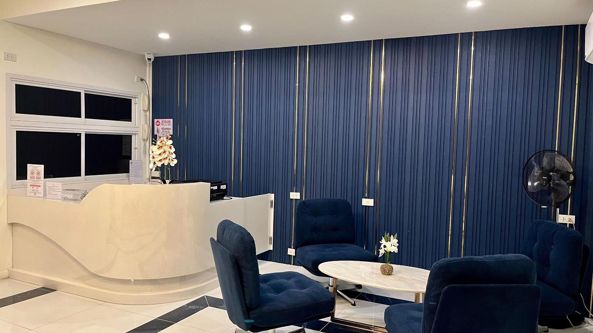 โรงแรม Df