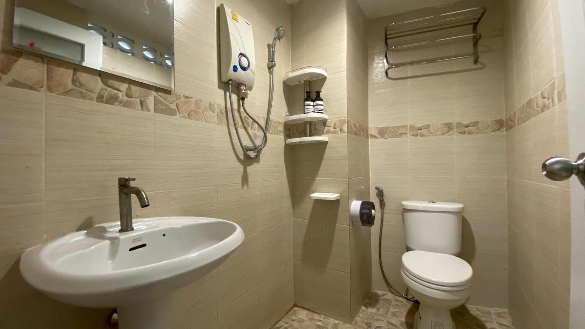 Sea Place Soi 7 *