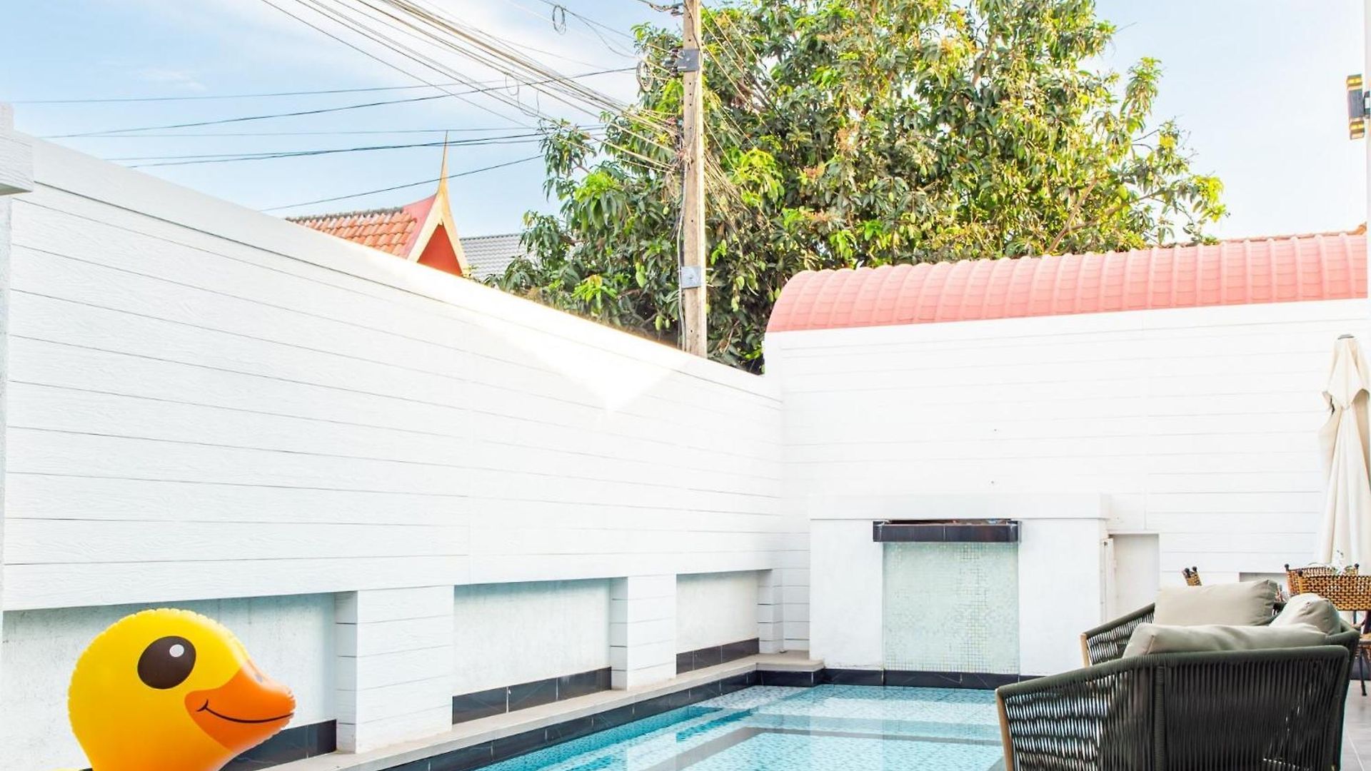 Lagoon Breeze 4br Pool Near Walking Street วิลล่า *