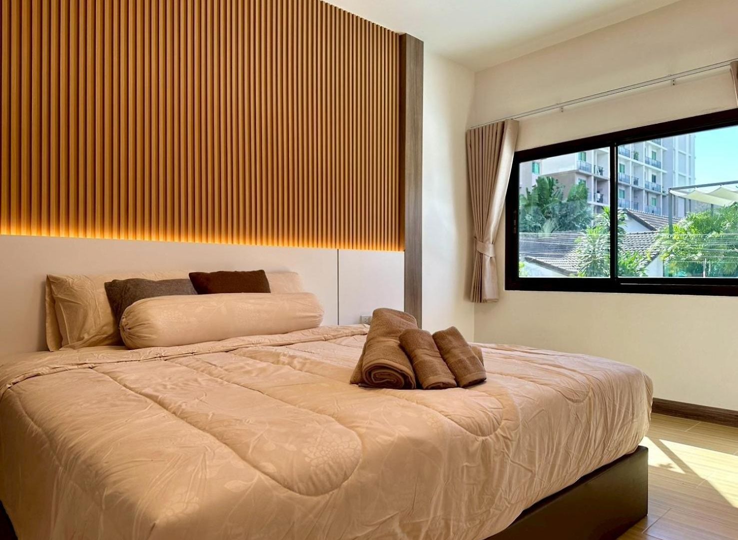 Apples Townhouse Pattaya